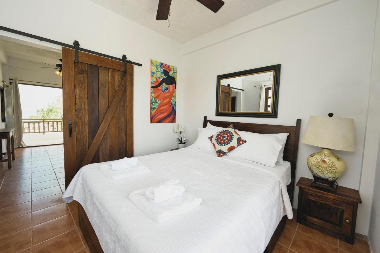 We'Yu Boutique Hotel Caye Caulker Bagian luar foto